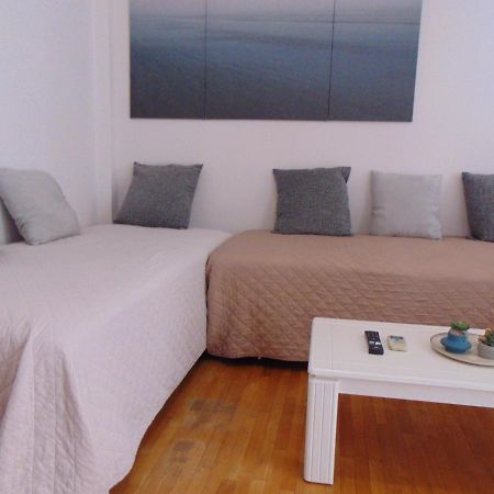 Lovely Equipped Apartment In Kallithea Афины Экстерьер фото